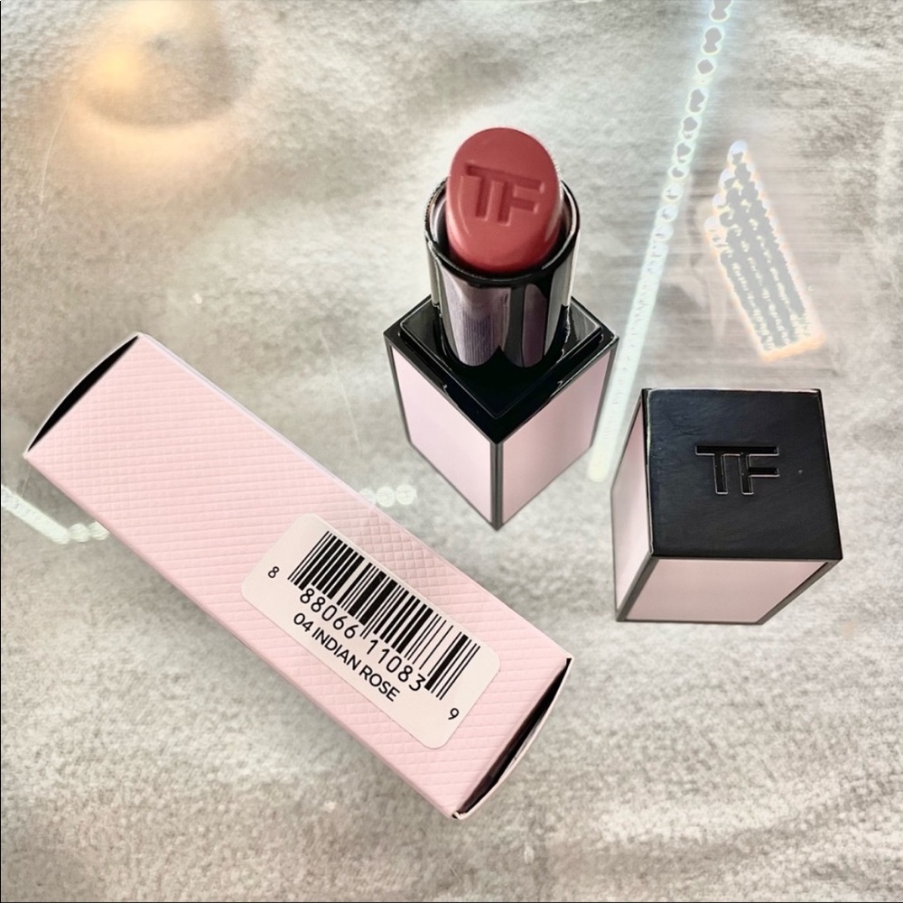 💄NEW Tom Ford in Rose Prick Pink case. Color: Indian Rose ✨✨Authentic ✨✨